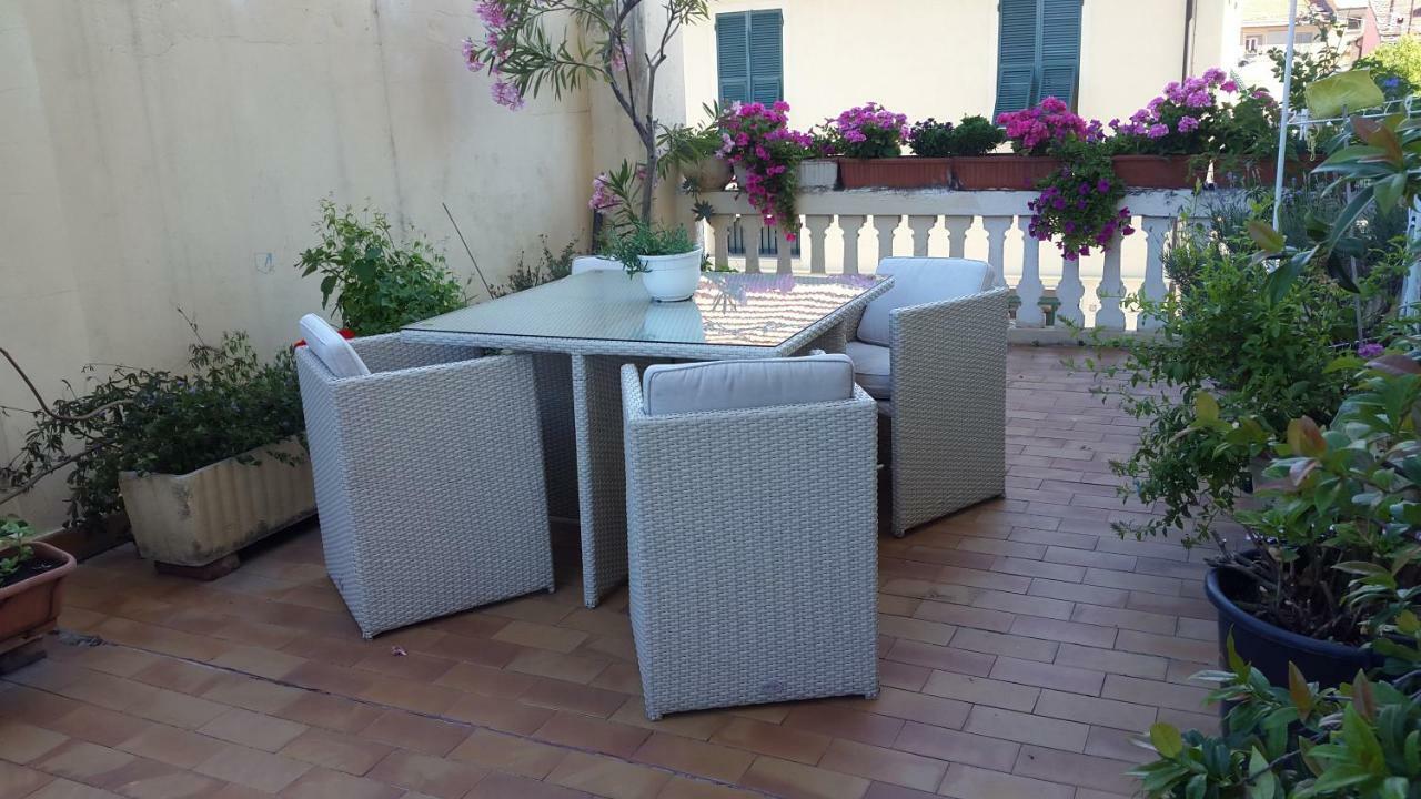 Albisola bed&breakfast Albisola Superiore Exterior foto