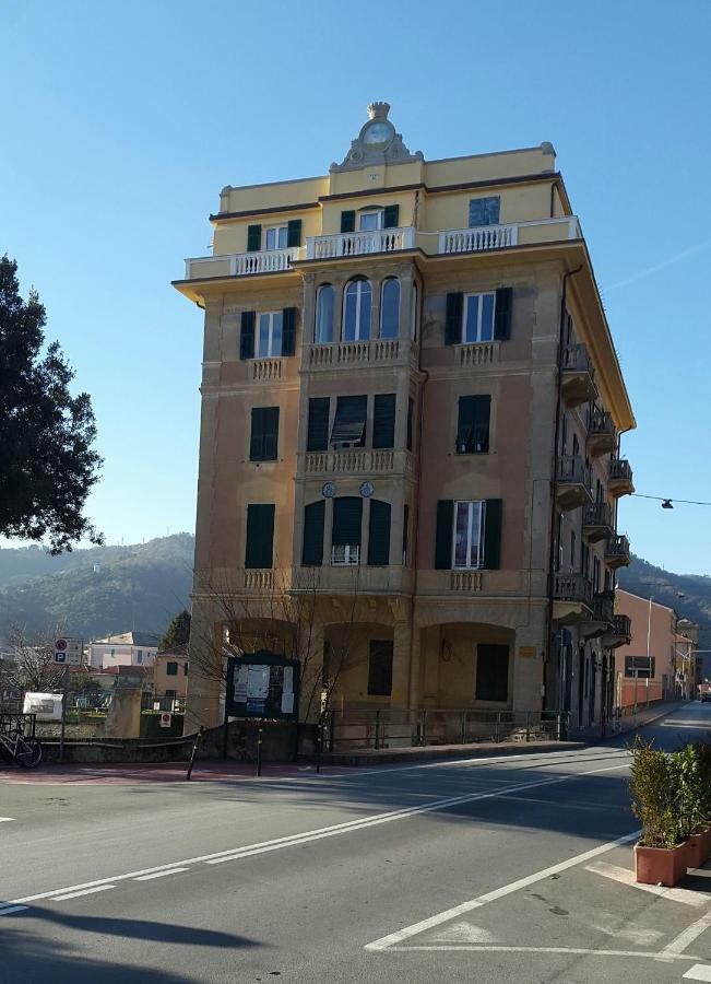 Albisola bed&breakfast Albisola Superiore Exterior foto